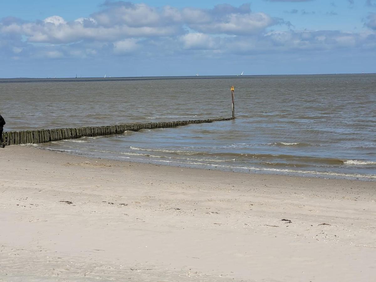 Strandkajuete Hooksiel Schillig Luaran gambar